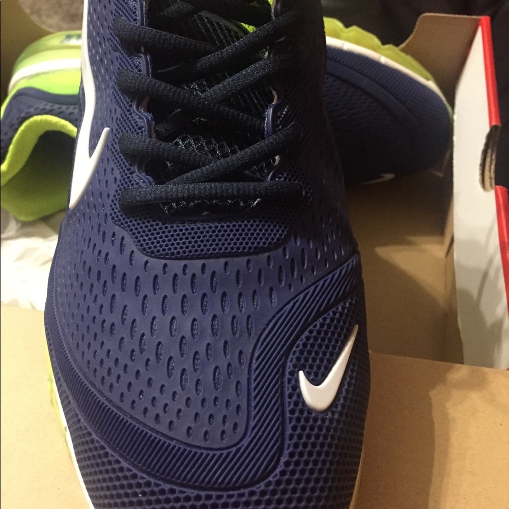 Men’s Nike Air Max size 12
